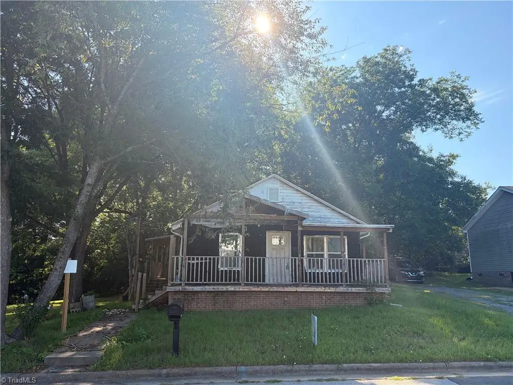 105 Cherry Street, Reidsville, NC 27320 - #1