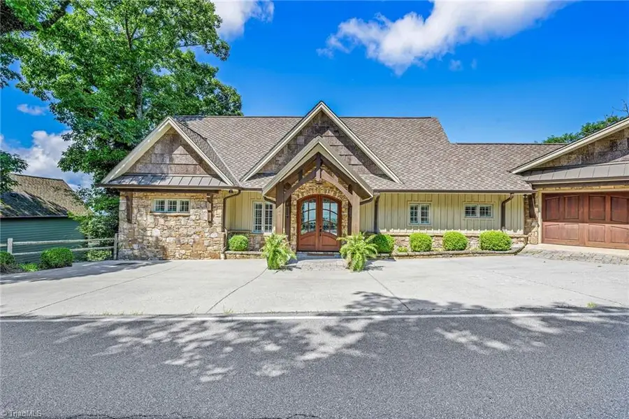 777 Green Hill Road, Blowing Rock, NC 28605 - #3