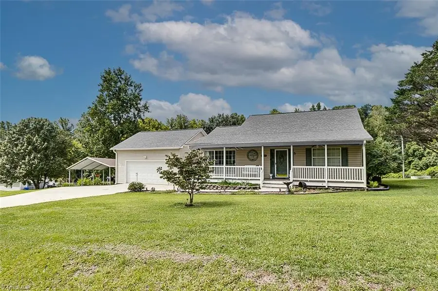 324 Deerfield Country Road, Randleman, NC 27317 - #2