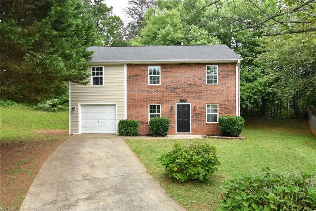 5832 Sir Knight Circle, Clemmons, NC 27012 - #1