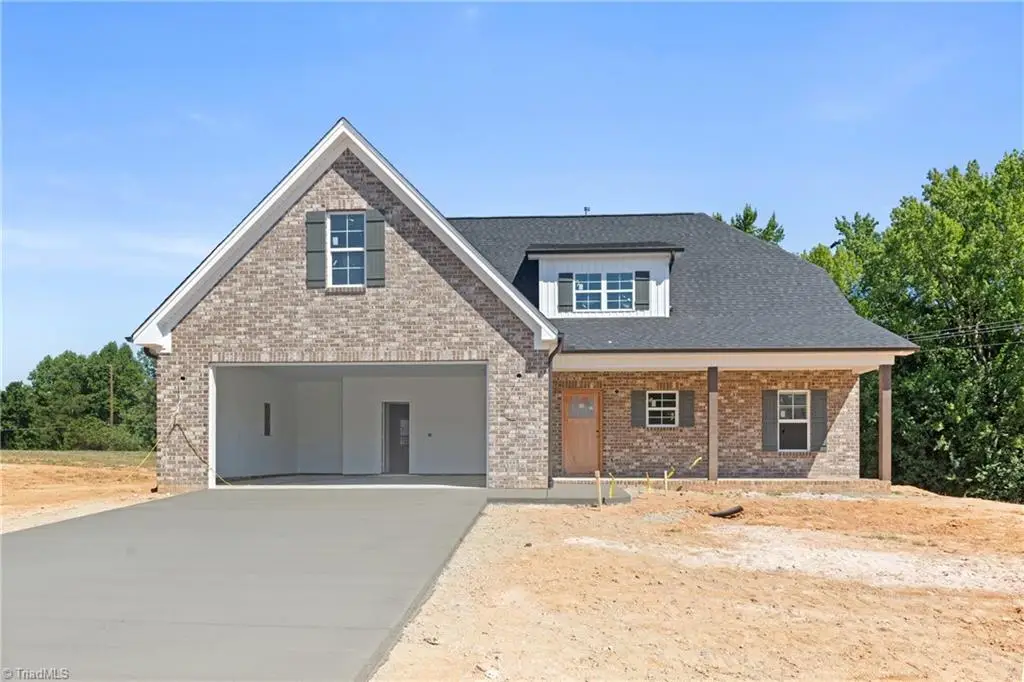 165 Canton Drive, Lexington, NC 27295 - #1