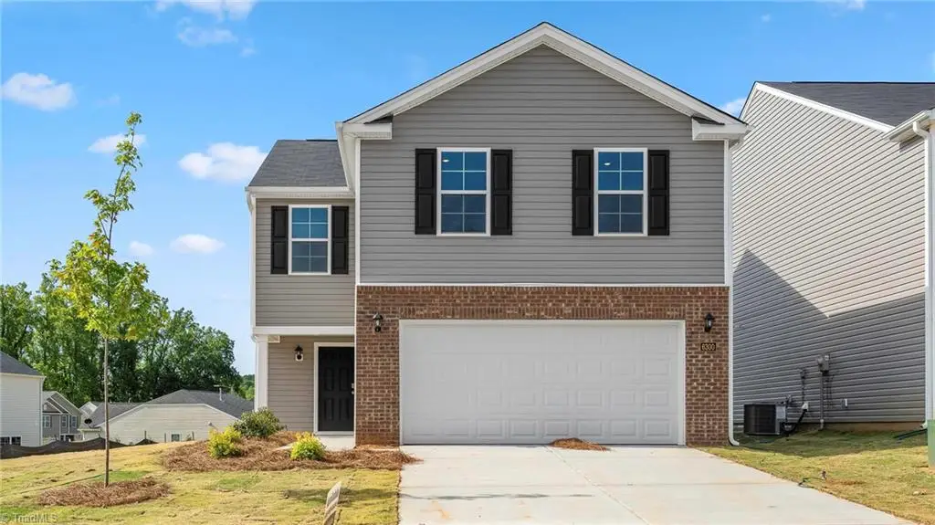 624 Beechwood Circle, Thomasville, NC 27360 - #1