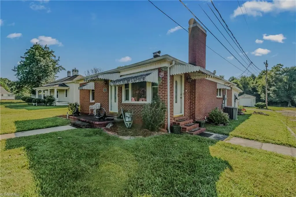 2252 Wards Gap Road, Mount Airy, NC 27030 - #1