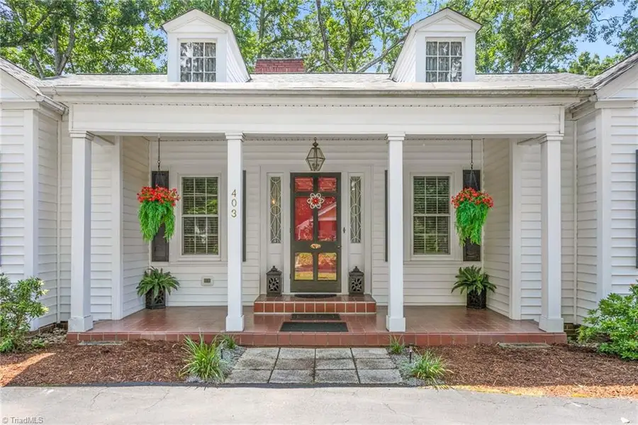 403 Spring Street, Thomasville, NC 27360 - #2