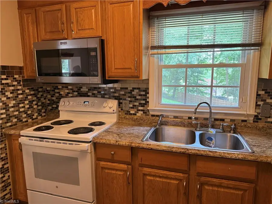 717 Edgewood Road, Wilkesboro, NC 28697 - #3