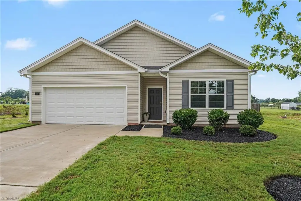 620 Hickory Point Drive, Lexington, NC 27292 - #1