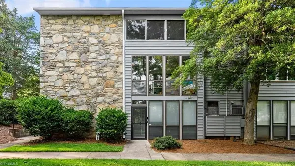 3066 Bonhurst Drive, Winston-Salem, NC 27106