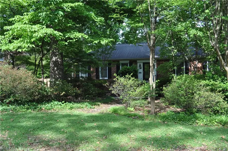 2005 Downing Street, Greensboro, NC 27410 - #2
