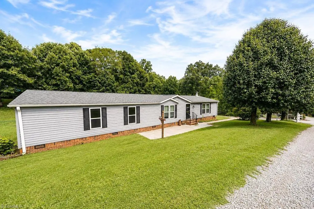 327 E Carter Mill Road, Elkin, NC 28621 - #1