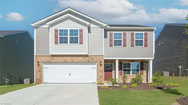 107 Lauder Trace, Jamestown, NC 27282