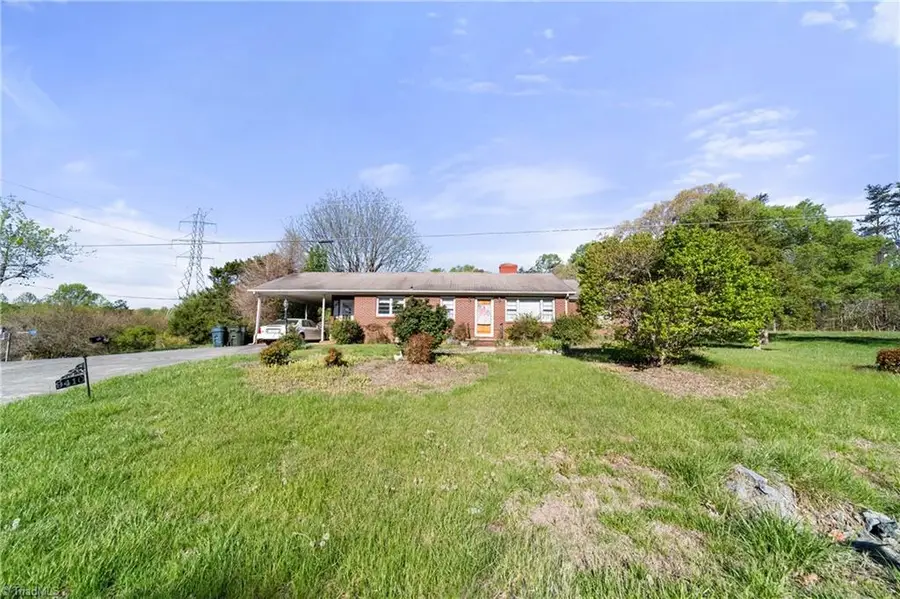 9410 Moore Road, Tobaccoville, NC 27050 - #2