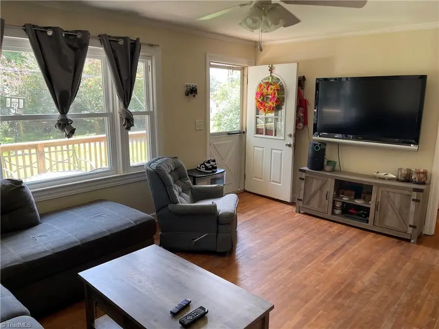 152 Coble Circle, Lexington, NC 27295 - #3