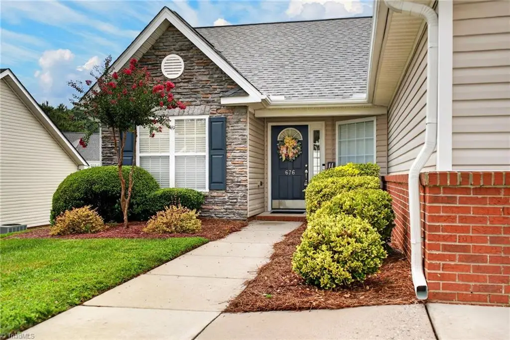 676 Chas Court, High Point, NC 27265 - #1