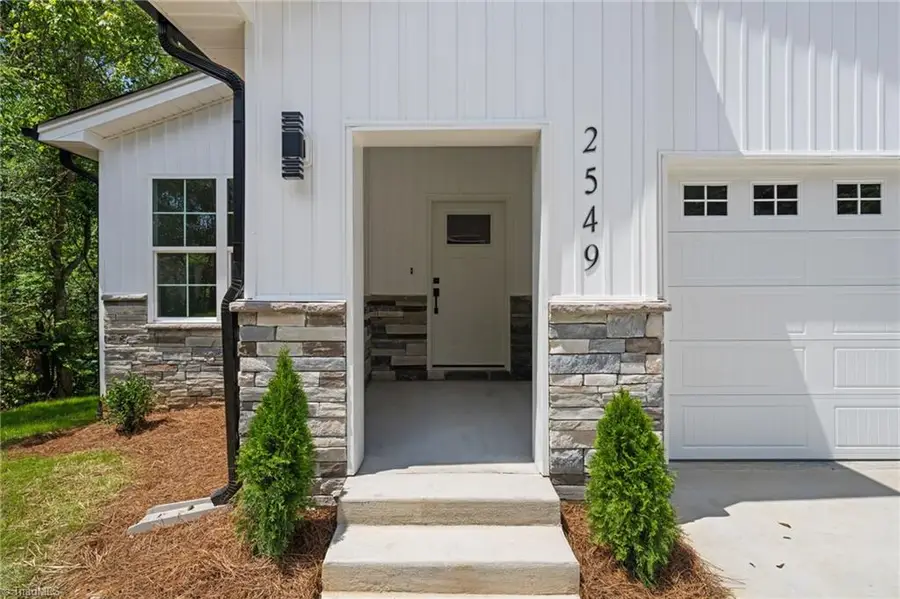 2549 Pinetop Avenue, Graham, NC 27253 - #2