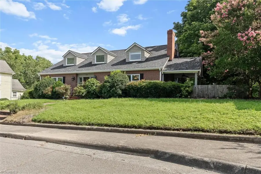 124 Orchard Street, Mount Airy, NC 27030 - #3