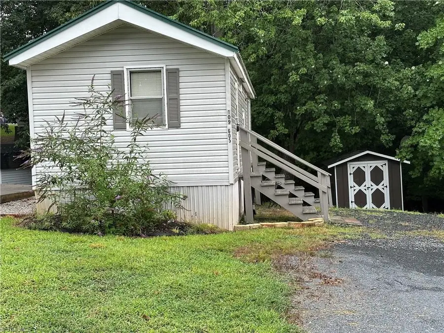109 Humming Bird Circle, New London, NC 28127 - #2