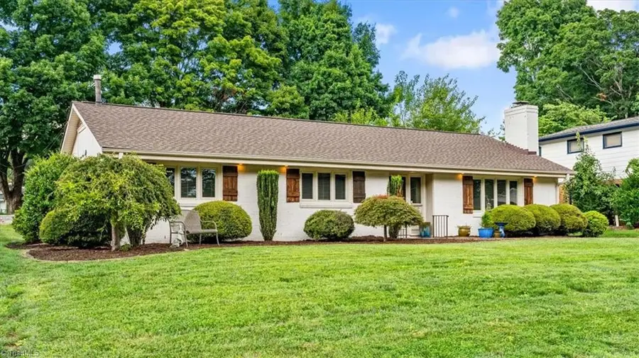 2918 New Hanover Drive, Greensboro, NC 27408 - #3
