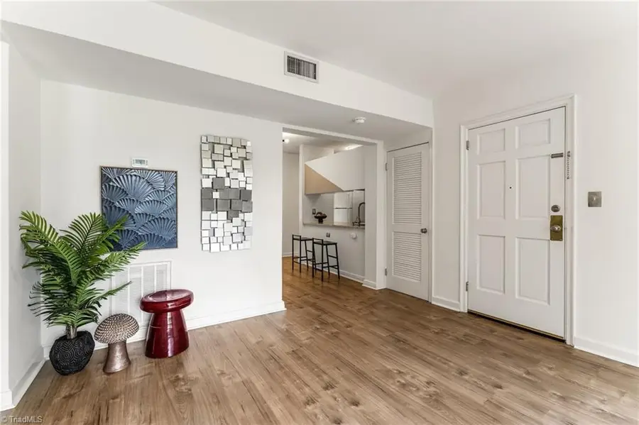 1700 N Elm Street #O-1, Greensboro, NC 27408 - #3