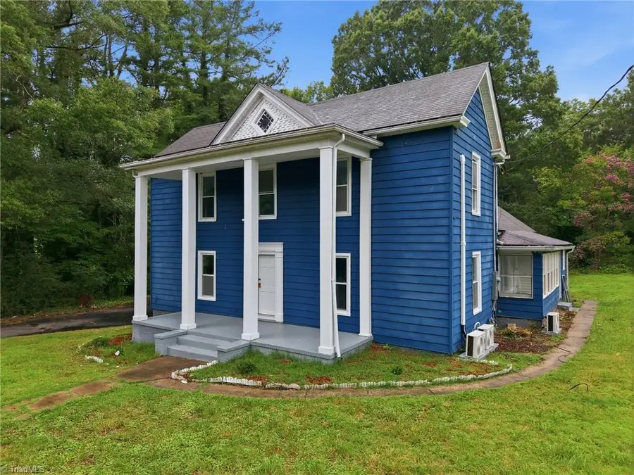 1011 4th Street, Eden, NC 27288 - #2