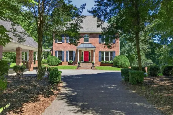 6035 Kempsford Court, Kernersville, NC 27284