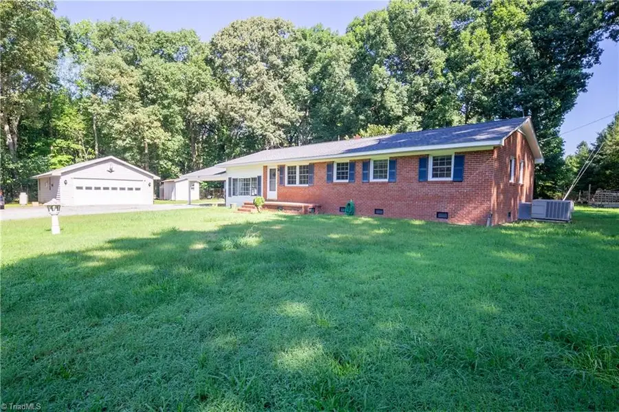 942 Clyde Underwood Road, Siler City, NC 27344 - #2