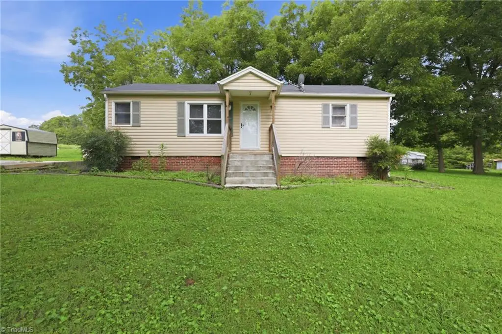 2138 Nc Highway 62, Burlington, NC 27217 - #1