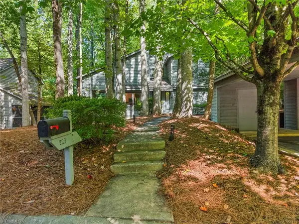 223 Forest Brook Drive, Winston-Salem, NC 27106