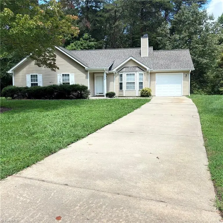 14 Spring Chapel Court, Greensboro, NC 27455 - #1