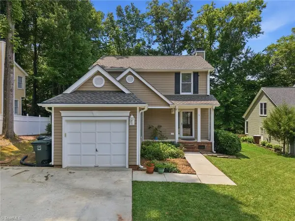 5 Thames Court, Greensboro, NC 27455