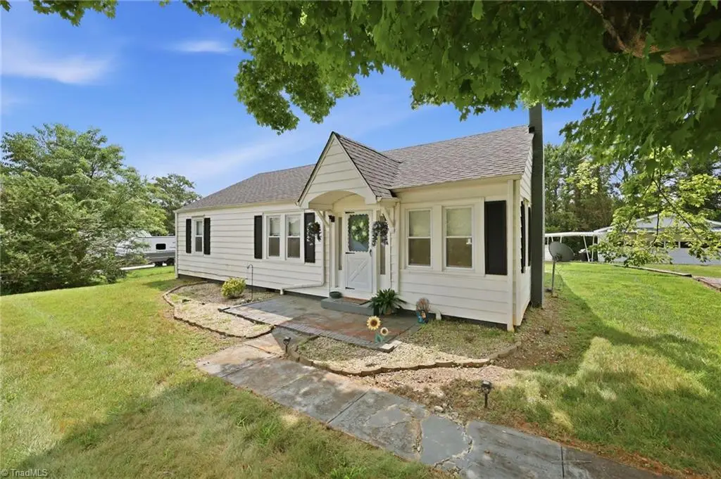 144 Decatur Avenue, Elkin, NC 28621 - #1