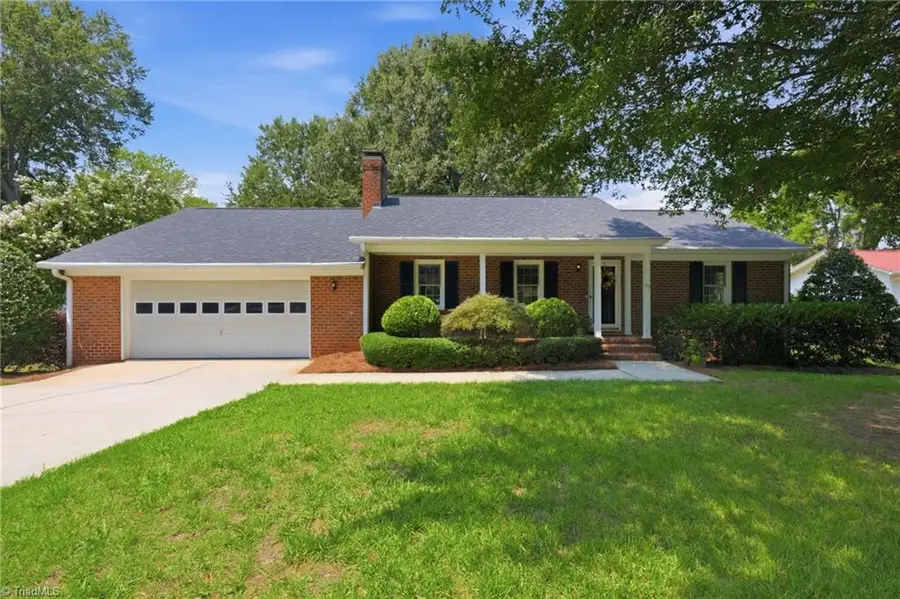 113 N 6th Street, Mebane, NC 27302 - #2