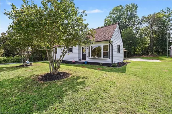 5075 Wilson View Drive, Archdale, NC 27263