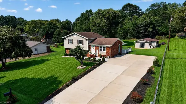 202 Harvest Drive, King, NC 27021