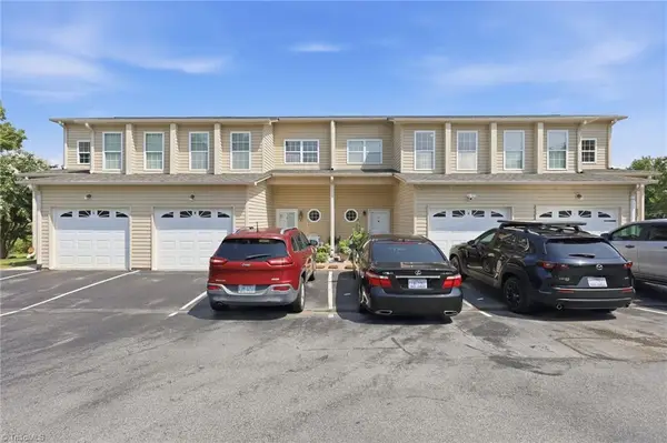 307 Skiles Heights #J, Thomasville, NC 27360