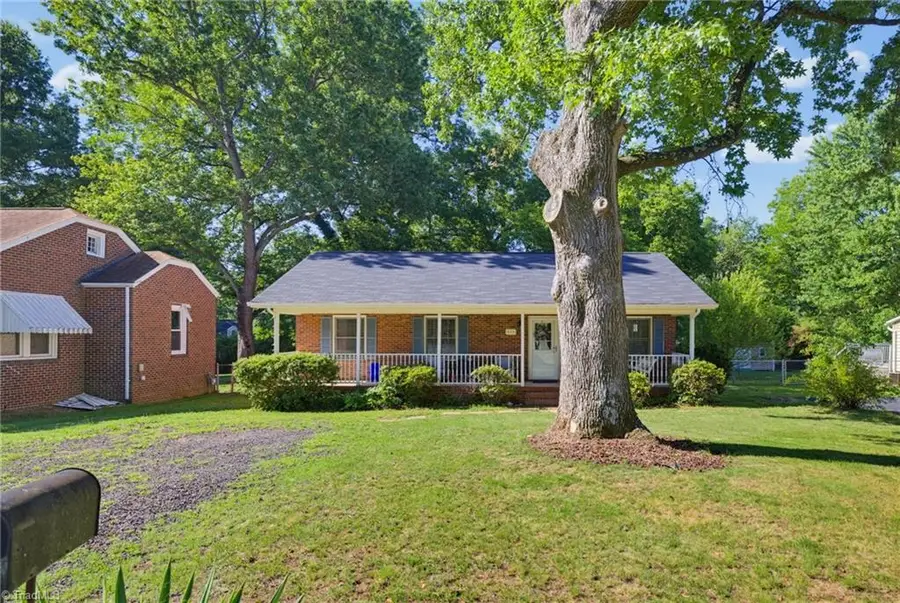 515 W Decatur Street, Madison, NC 27025 - #2