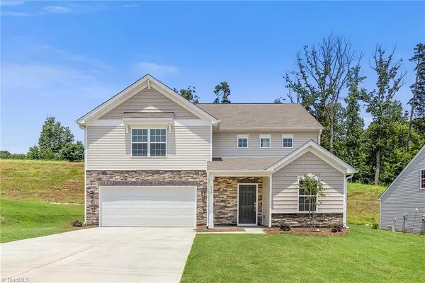 143 Primrose Street, King, NC 27021