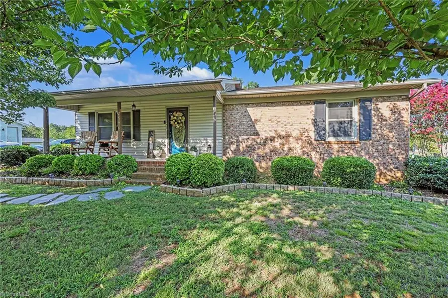 4031 Sherwood Forest Drive, Trinity, NC 27370 - #2