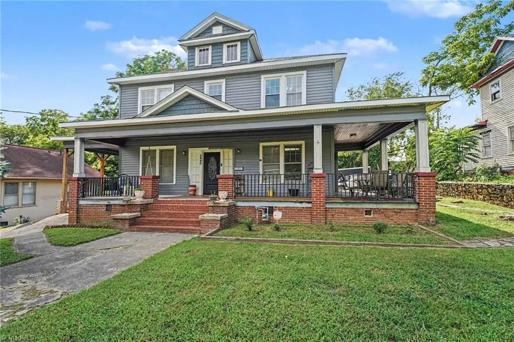2842 N Patterson Avenue, Winston Salem, NC 27105 - #1