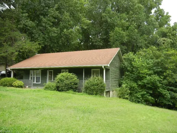 1811 Yarbrough Drive, Greensboro, NC 27405
