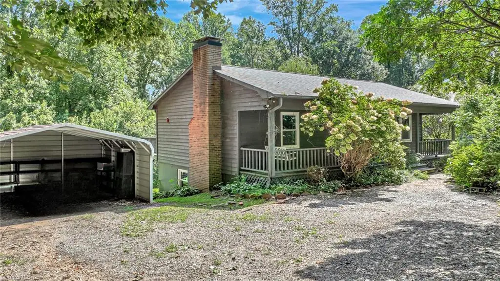 414 Plaza Drive, Wilkesboro, NC 28697 - #1