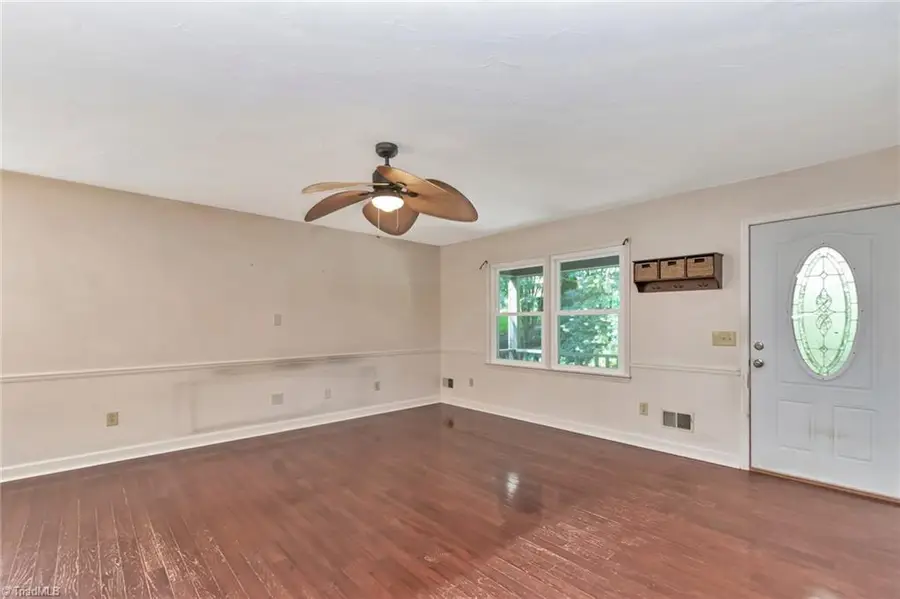 414 Plaza Drive, Wilkesboro, NC 28697 - #3