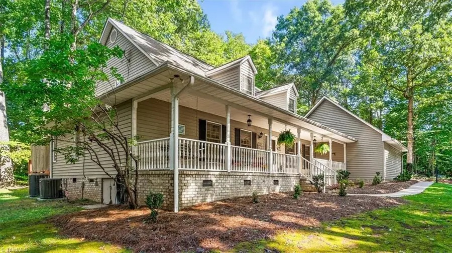 4591 Abbey Park Road, Kernersville, NC 27284 - #3