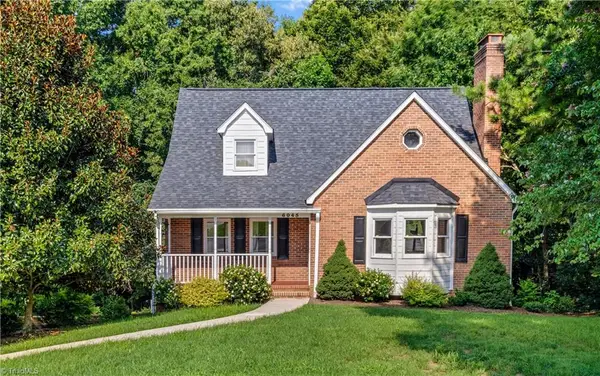 6045 Stone Bluff Drive, Clemmons, NC 27012
