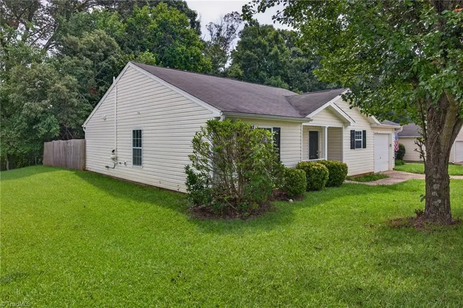 461 Bedford Knoll Drive, Winston Salem, NC 27107 - #2