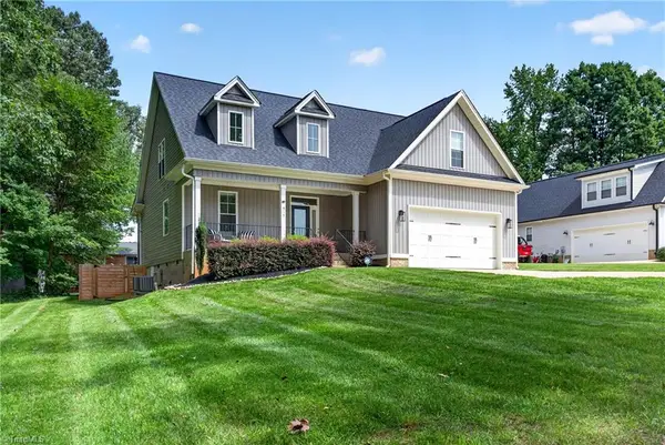 915 Aberdeen Road, High Point, NC 27265