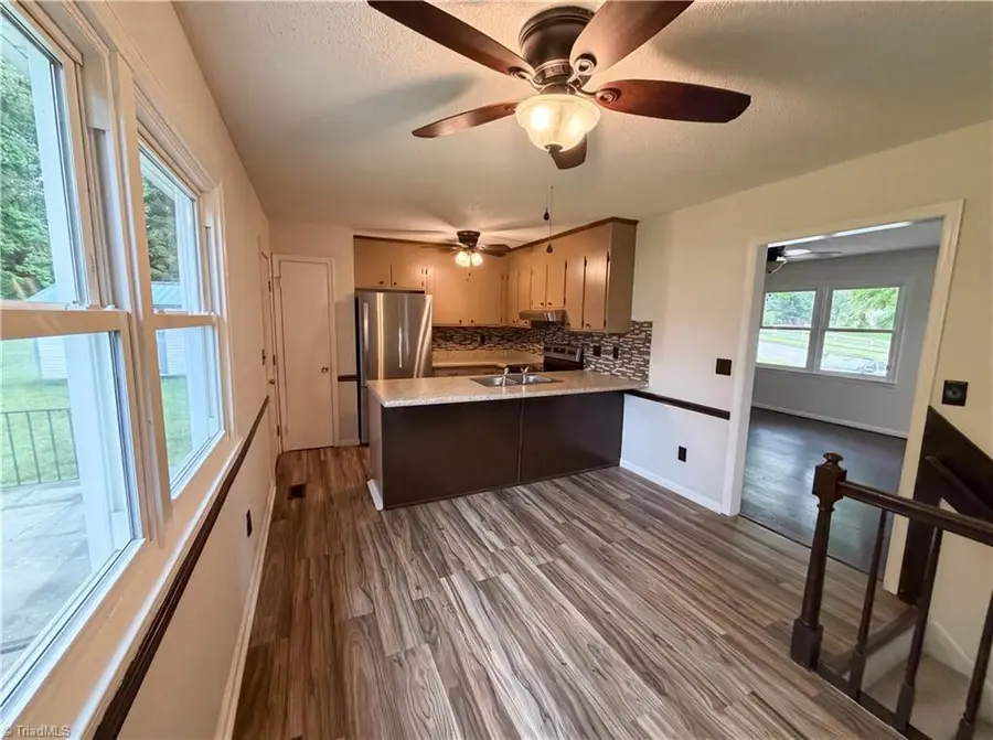 1040 Shenandoah Court, Winston Salem, NC 27103 - #3