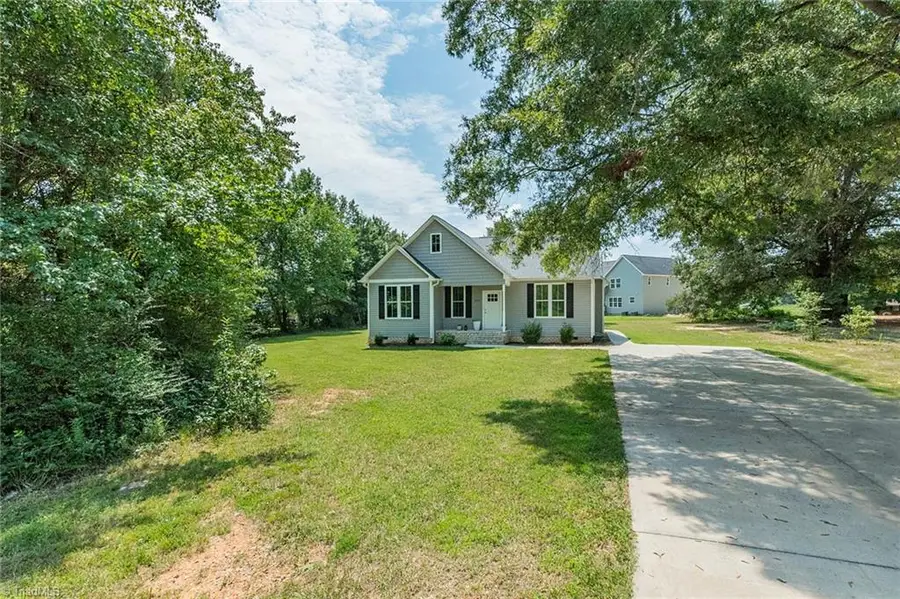 1834 Tall Pines Road, Lexington, NC 27295 - #2