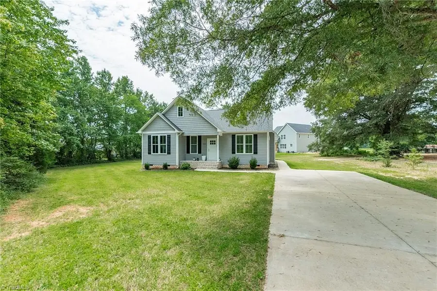 1834 Tall Pines Road, Lexington, NC 27295 - #3
