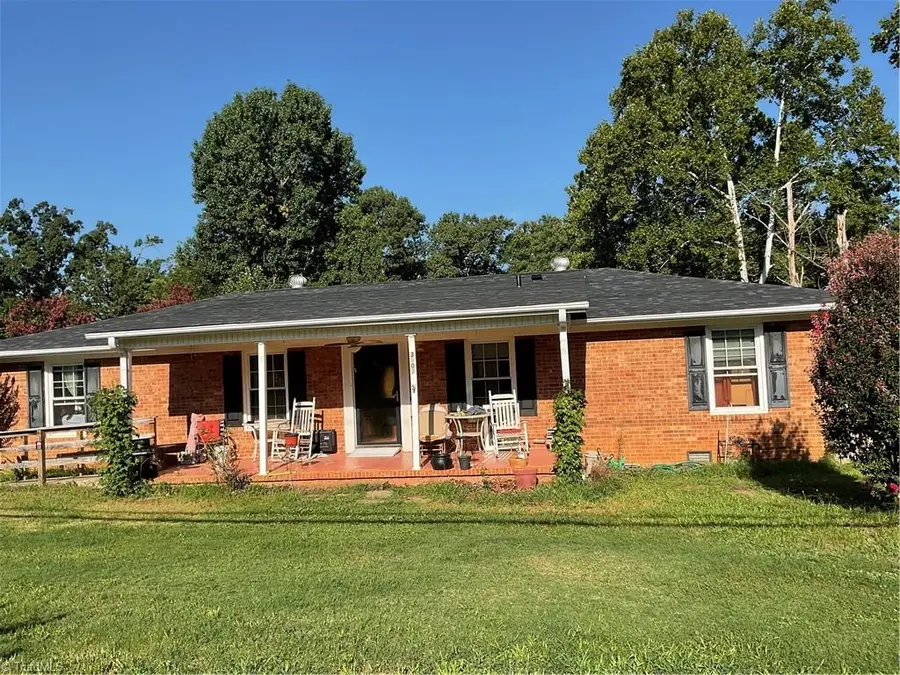 3907 Yanceyville Street, Greensboro, NC 27405 - #3