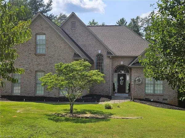 140 Fox Run, Eden, NC 27288